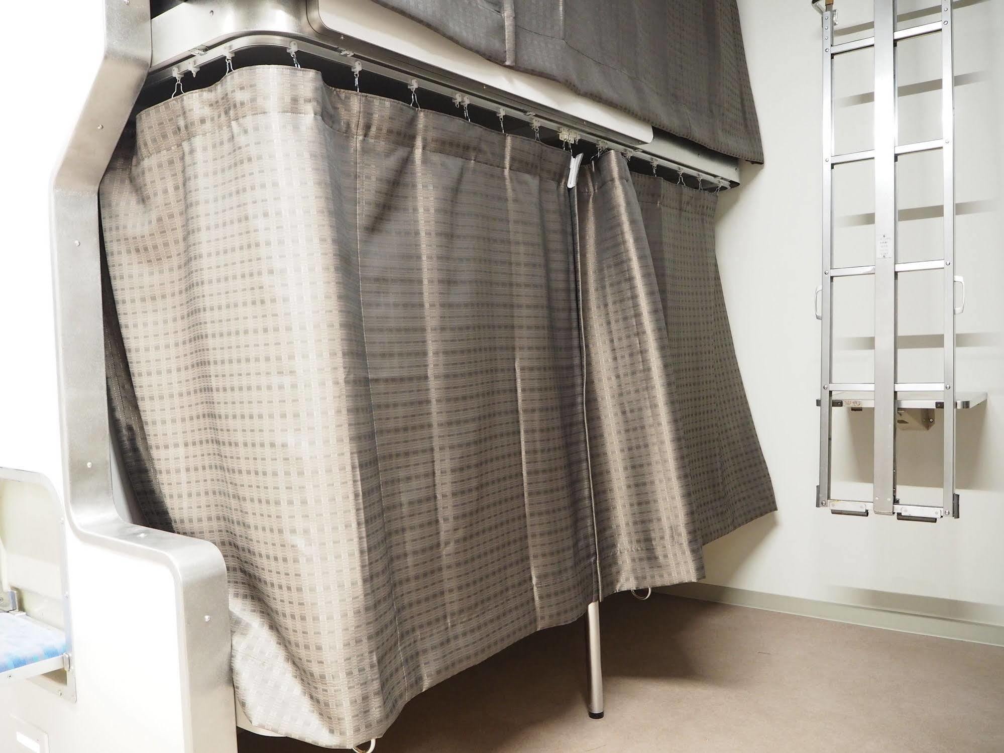 Train Hostel Hokutosei Токио Экстерьер фото