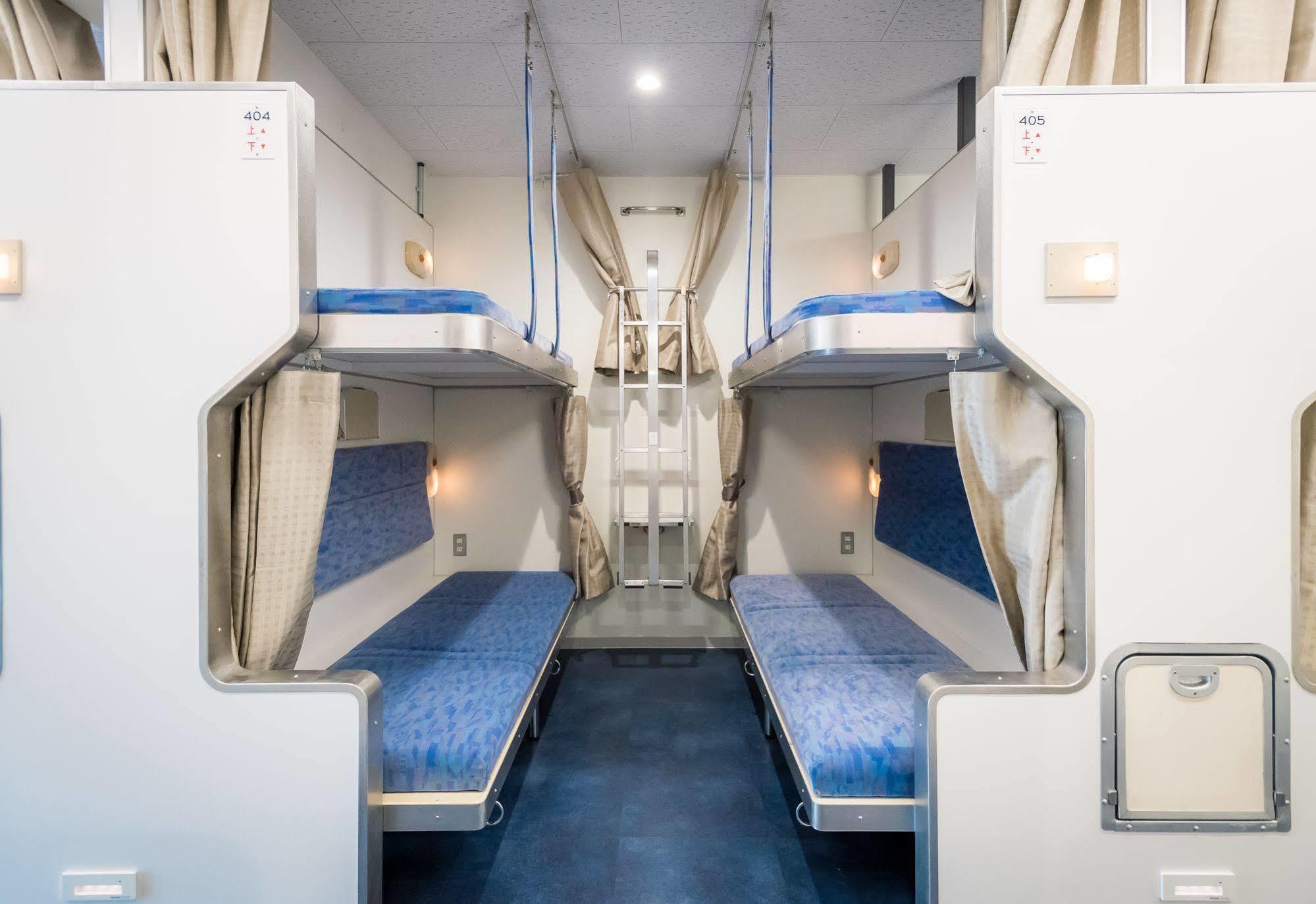 Train Hostel Hokutosei Токио Экстерьер фото