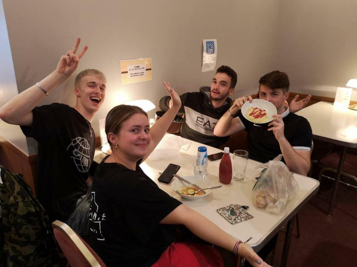 Train Hostel Hokutosei Токио Экстерьер фото